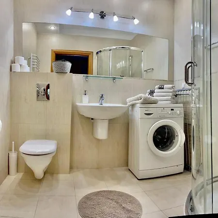 Pogodny Apartamentyzakopianskie Basen Sauna Jacuzzi Apartment